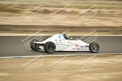 media/Jan-26-2025-CalClub SCCA (Sun) [[cfcea7df88]]/Group 7/Race/